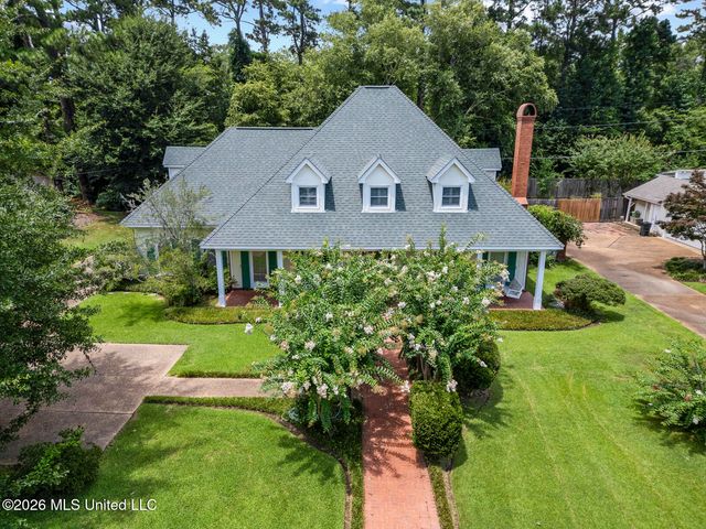 134 Brae Burn Drive, Jackson, MS 39211