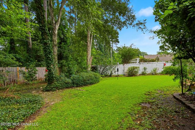 134 Brae Burn Drive, Jackson, MS 39211