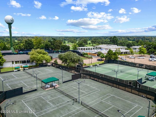 134 Brae Burn Drive, Jackson, MS 39211