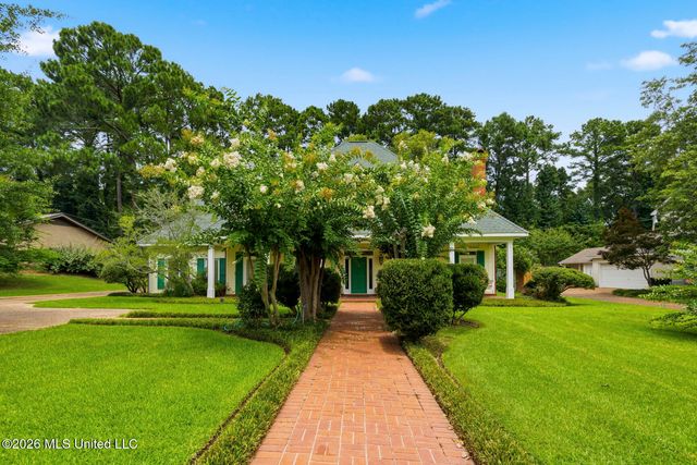 134 Brae Burn Drive, Jackson, MS 39211