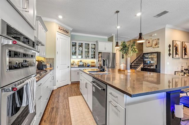 16136 VOLTERRA POINT, Bella Collina, FL 34756