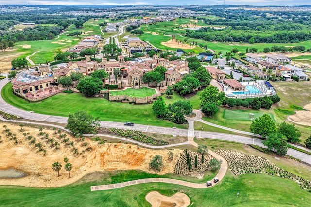 16136 VOLTERRA POINT, Bella Collina, FL 34756