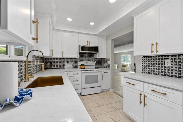 3242 San Amadeo 2A, Laguna Woods, CA 92637