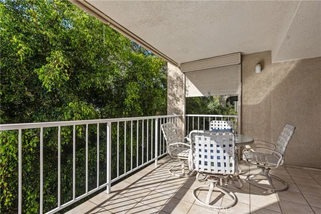 3242 San Amadeo 2A, Laguna Woods, CA 92637