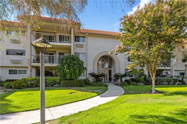 3242 San Amadeo 2A, Laguna Woods, CA 92637