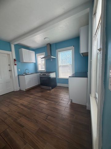 16 Estes Street 1, Lynn, MA 01902