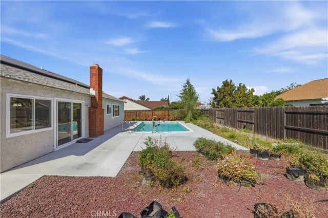 2097 Santa Barbara, Corona, CA 92882