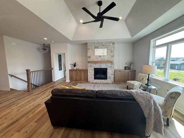 4074 Whistle Rock Circle, Deforest, WI 53532