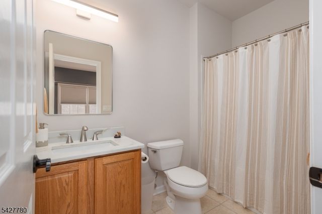 1 Turnberry Ln, Hardyston Twp., NJ 07419