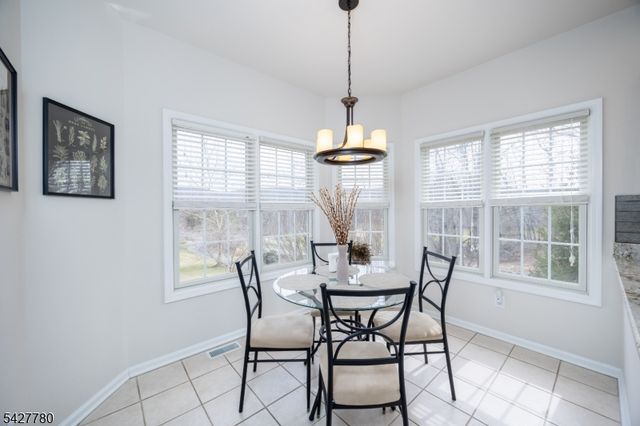 1 Turnberry Ln, Hardyston Twp., NJ 07419