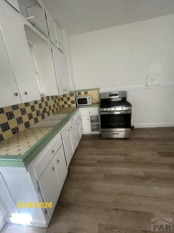 325 Michigan Ave, Pueblo, CO 81004