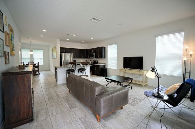 651 14TH AVENUE S, St Petersburg, FL 33701