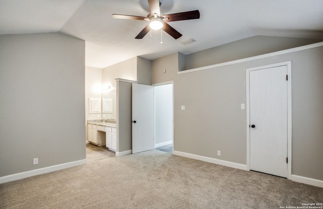 6103 John Chapman, San Antonio, TX 78240