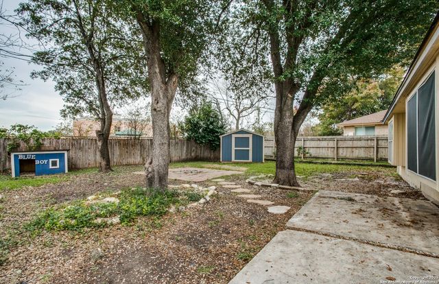 6103 John Chapman, San Antonio, TX 78240