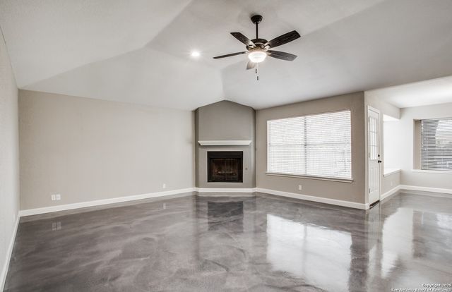 6103 John Chapman, San Antonio, TX 78240