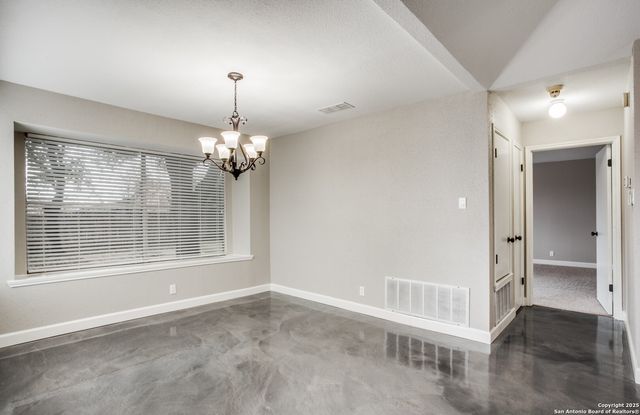 6103 John Chapman, San Antonio, TX 78240