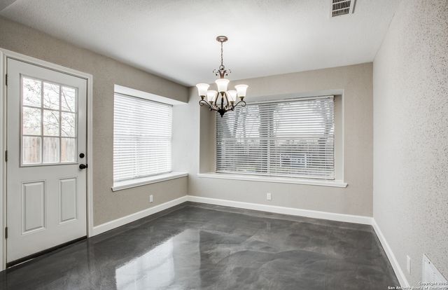 6103 John Chapman, San Antonio, TX 78240