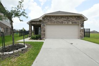 2142 Open Prairie Drive, La Marque, TX 77568