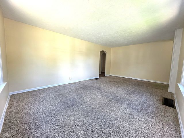 1229 W 7th Street, Anderson, IN 46016