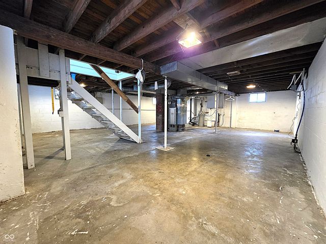 1229 W 7th Street, Anderson, IN 46016