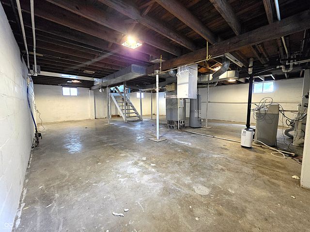 1229 W 7th Street, Anderson, IN 46016
