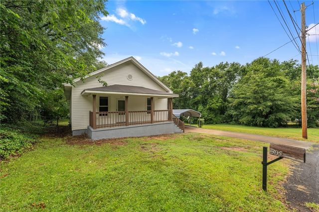 305 Glazner Street, Easley, SC 29640
