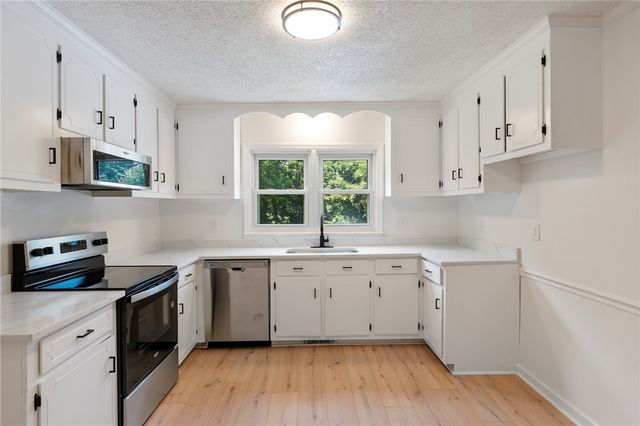 305 Glazner Street, Easley, SC 29640