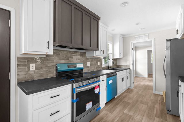 4 Islander Ct., Murrells Inlet, SC 29576