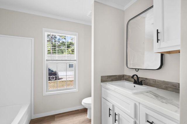 4 Islander Ct., Murrells Inlet, SC 29576
