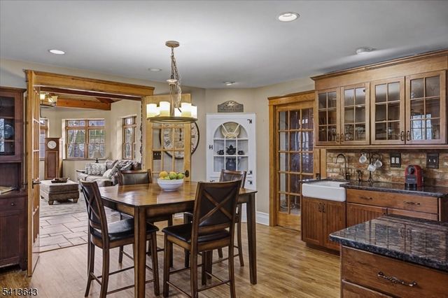 322 Aurora St, Lopatcong Twp., NJ 08865