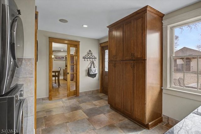 322 Aurora St, Lopatcong Twp., NJ 08865