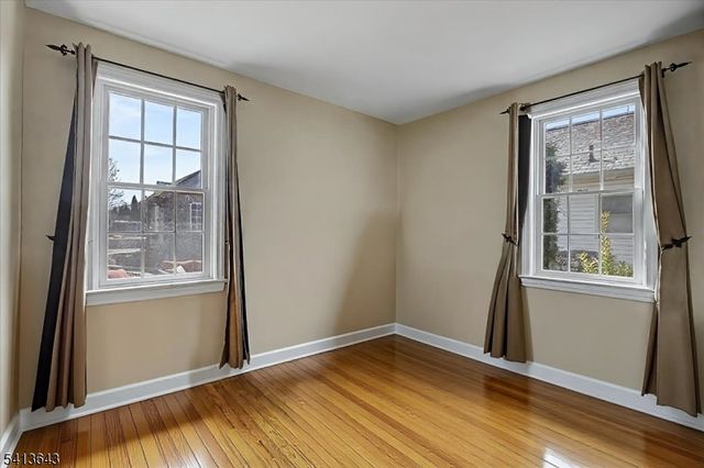 322 Aurora St, Lopatcong Twp., NJ 08865