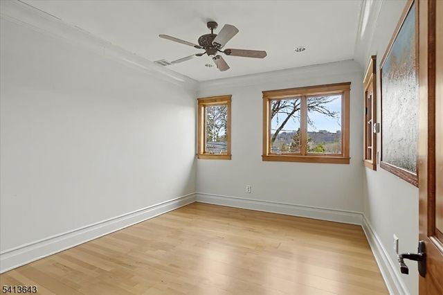 322 Aurora St, Lopatcong Twp., NJ 08865