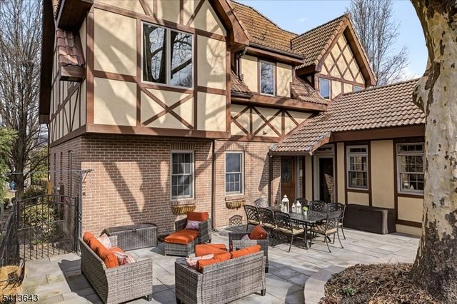 322 Aurora St, Lopatcong Twp., NJ 08865