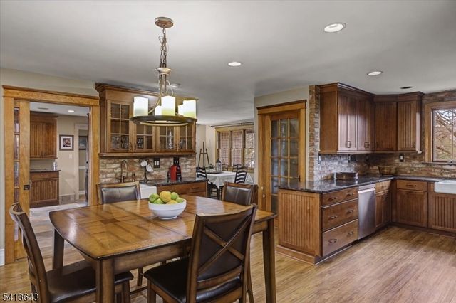 322 Aurora St, Lopatcong Twp., NJ 08865