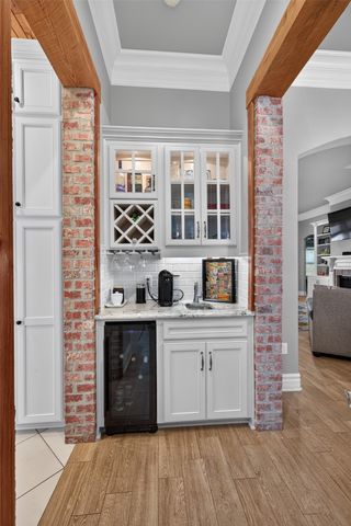 443 Oakwood Trace Court, Shreveport, LA 71106