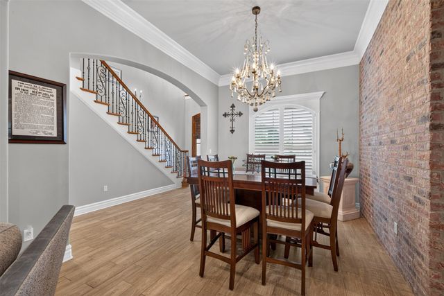 443 Oakwood Trace Court, Shreveport, LA 71106