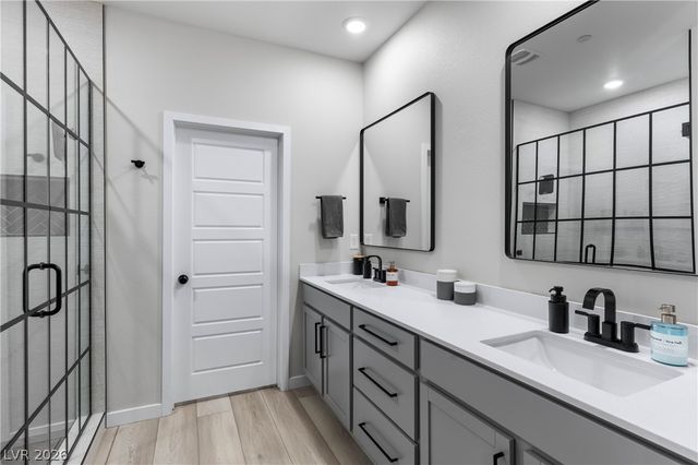 9386 Sequoia Ridge Avenue, Las Vegas, NV 89143