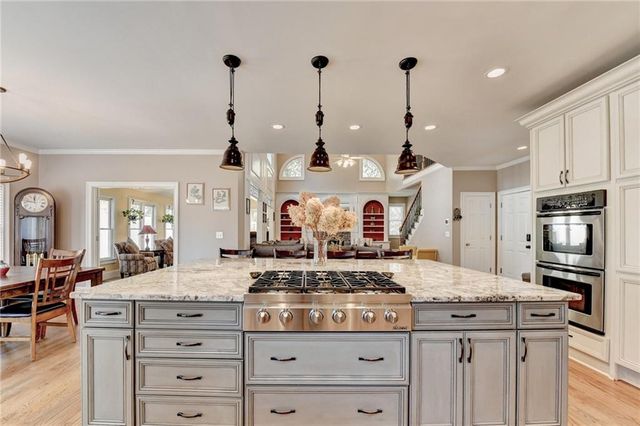 12140 Helleri Hollow, Johns Creek, GA 30005