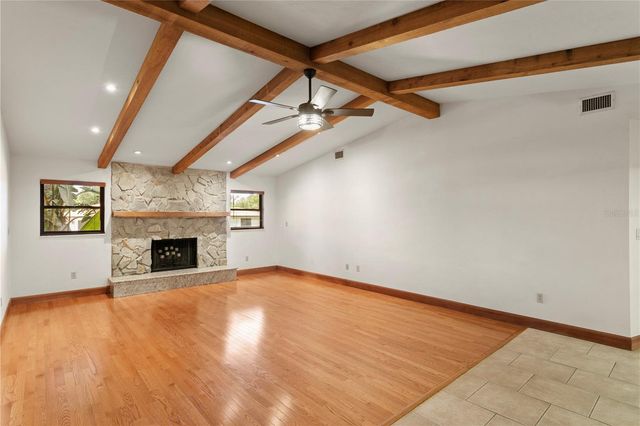 3101 WALNUT STREET NE, St Petersburg, FL 33704
