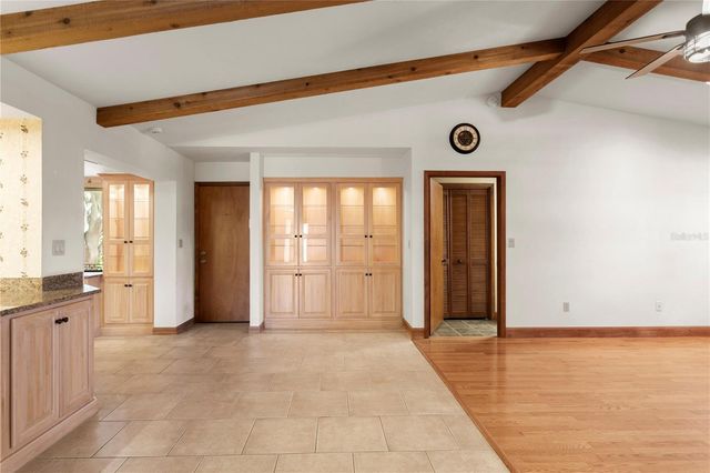 3101 WALNUT STREET NE, St Petersburg, FL 33704
