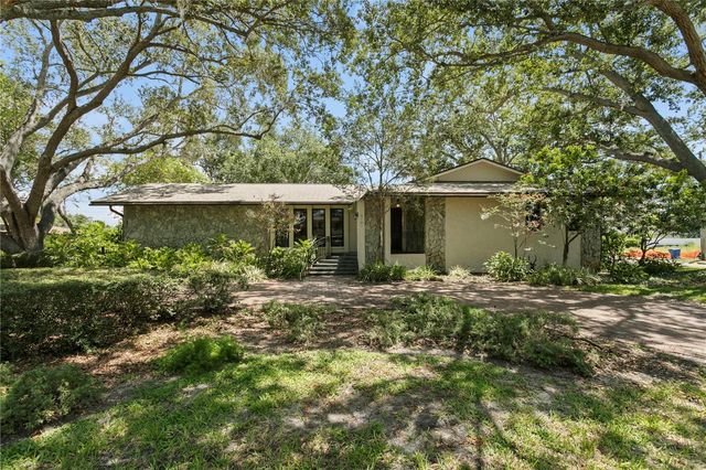 3101 WALNUT STREET NE, St Petersburg, FL 33704
