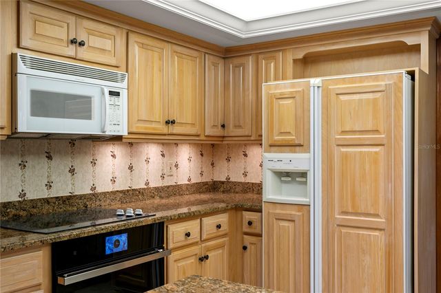 3101 WALNUT STREET NE, St Petersburg, FL 33704