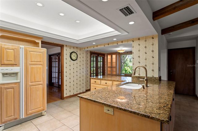 3101 WALNUT STREET NE, St Petersburg, FL 33704