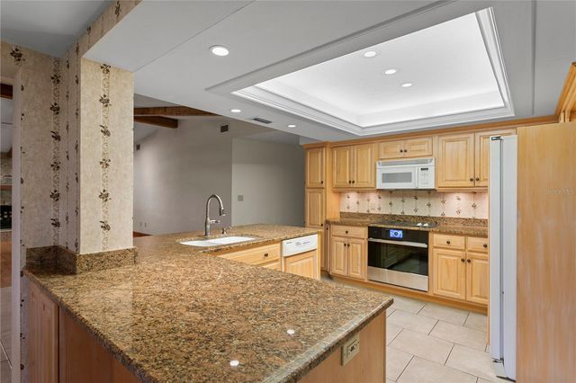 3101 WALNUT STREET NE, St Petersburg, FL 33704