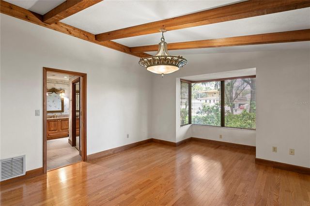 3101 WALNUT STREET NE, St Petersburg, FL 33704