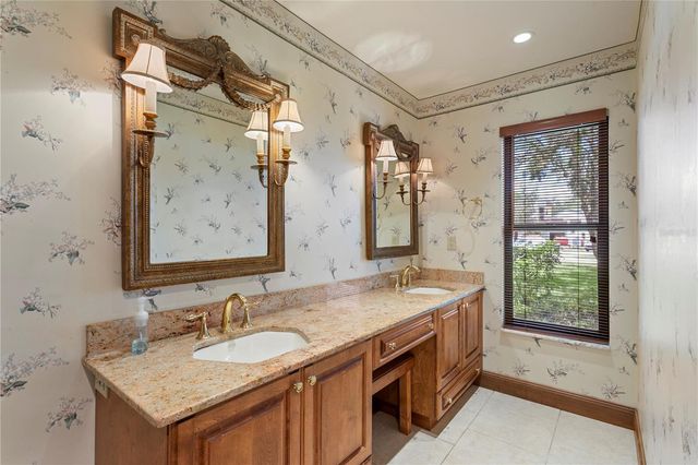 3101 WALNUT STREET NE, St Petersburg, FL 33704