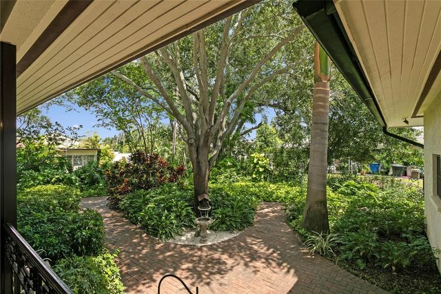 3101 WALNUT STREET NE, St Petersburg, FL 33704