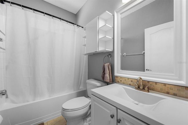 2510 CROSS MORE STREET, Valrico, FL 33594