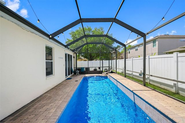 2510 CROSS MORE STREET, Valrico, FL 33594